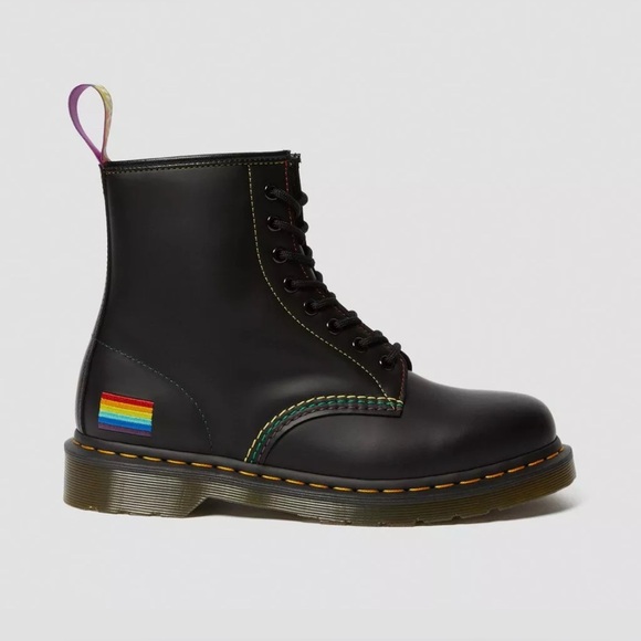 New Dr Martens 1460 FOR PRIDE SMOOTH LEATHER LACE UP BOOTS Size 5 - Picture 5 of 8